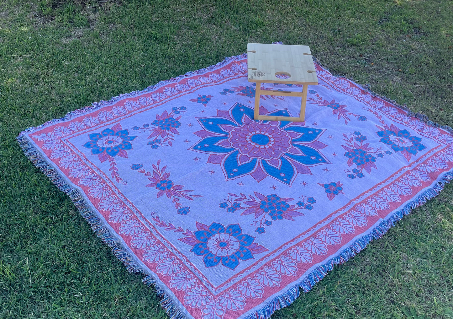 Zenith Folding Picnic Table
