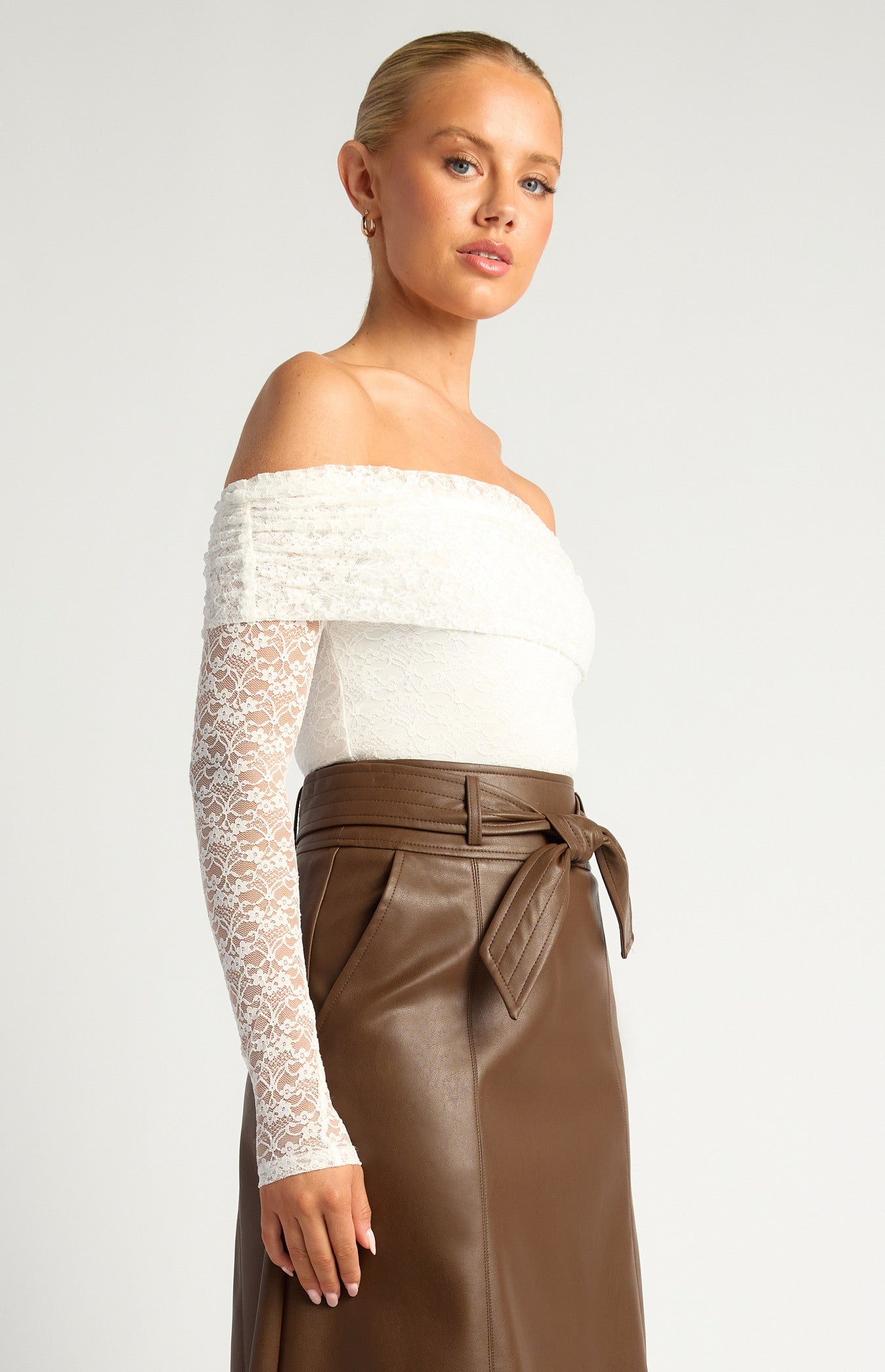 Candice Long Sleeve Bodysuit in White